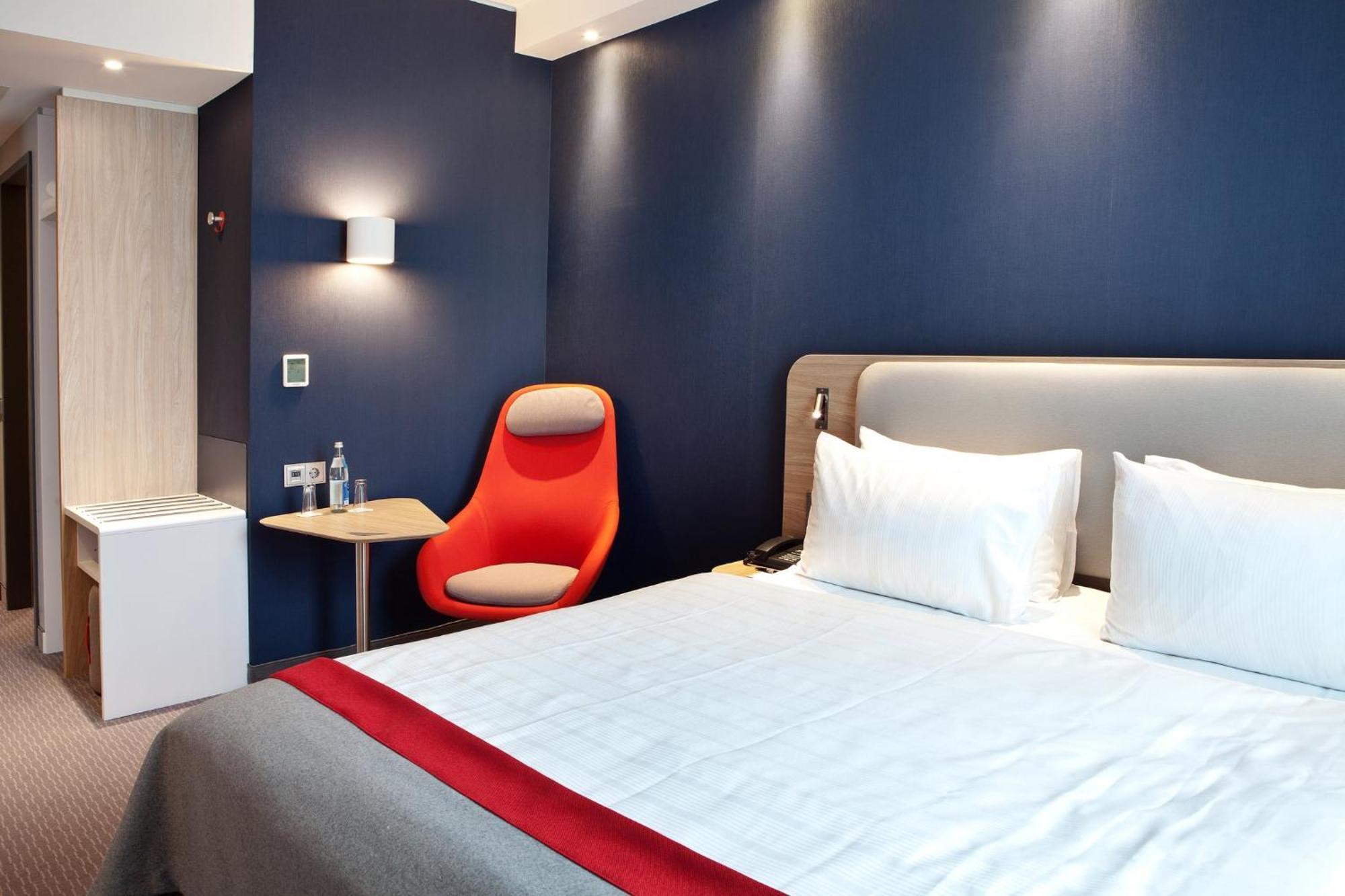 Holiday Inn Express - Ringsheim, An Ihg Hotel Ngoại thất bức ảnh